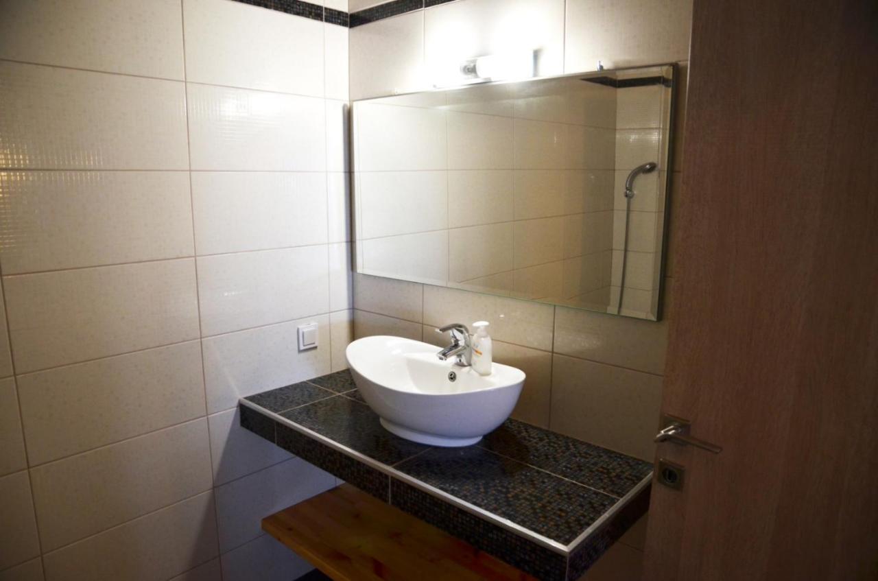 Helen Apartments Lukovë المظهر الخارجي الصورة