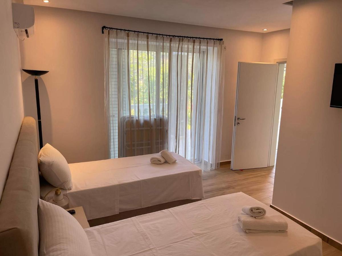 Helen Apartments Lukovë المظهر الخارجي الصورة