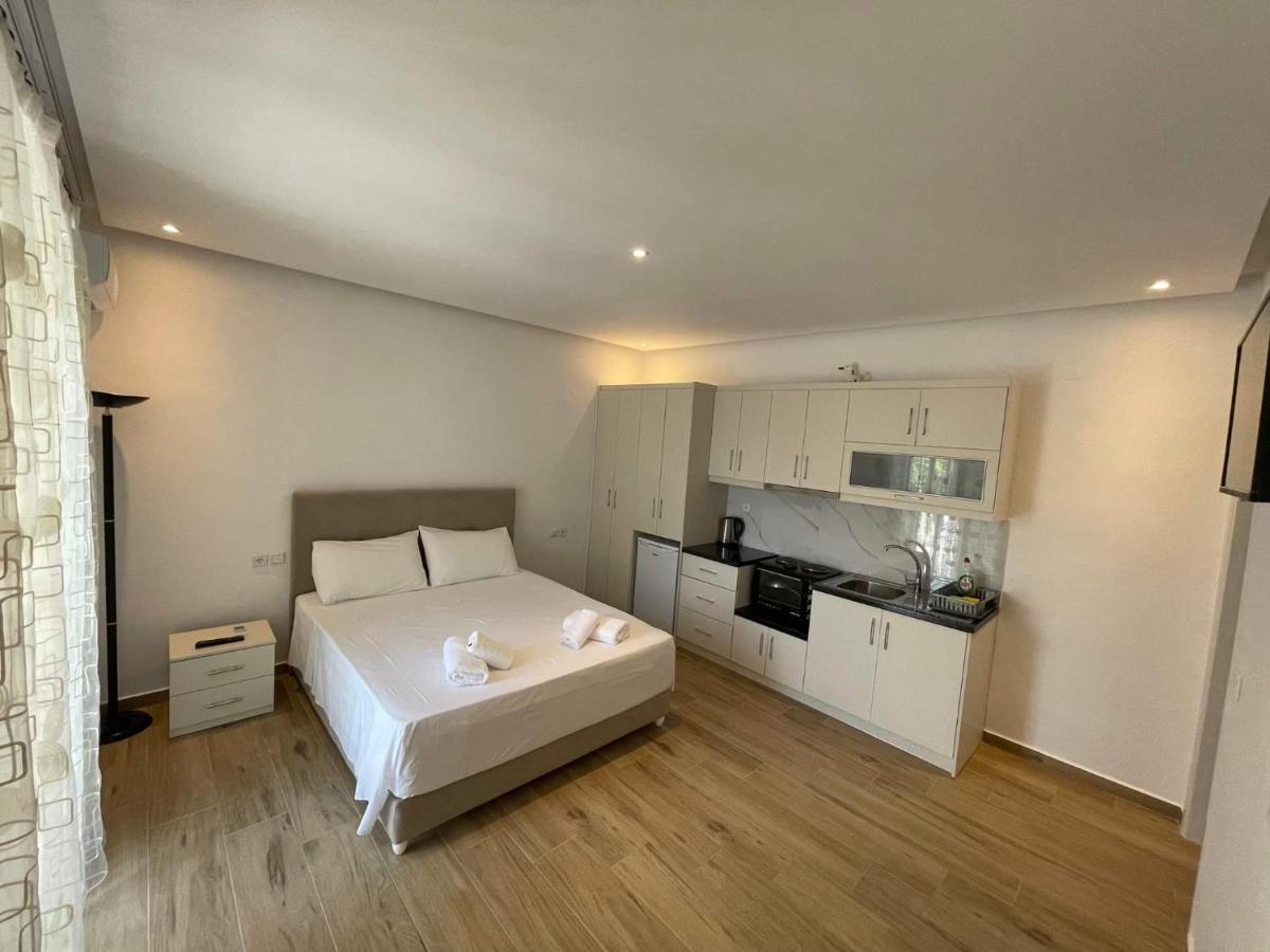Helen Apartments Lukovë المظهر الخارجي الصورة