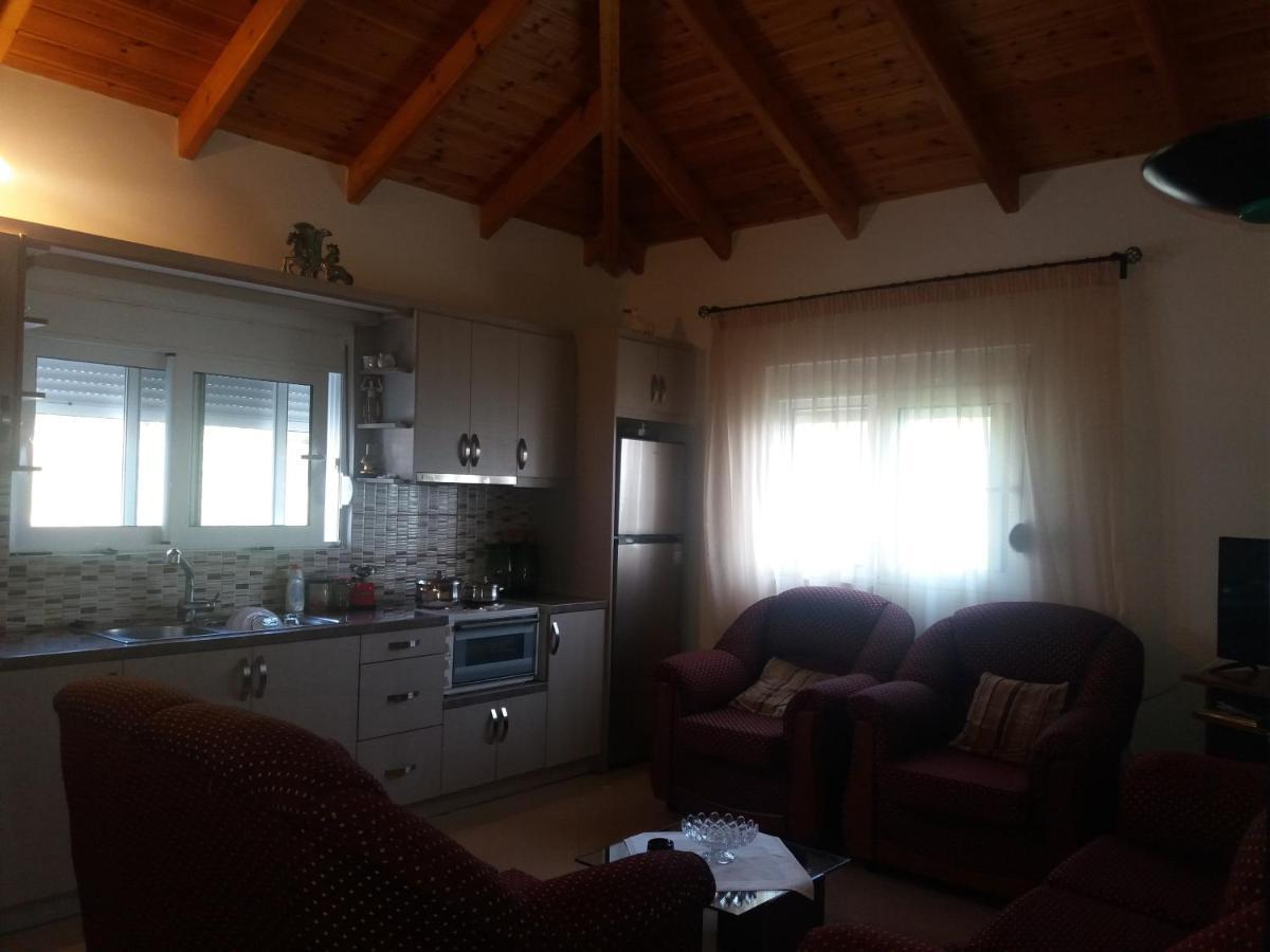 Helen Apartments Lukovë المظهر الخارجي الصورة